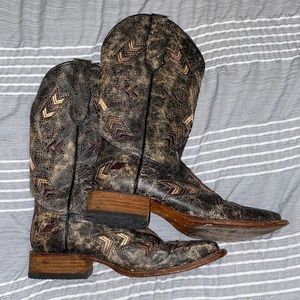 Women’s boots